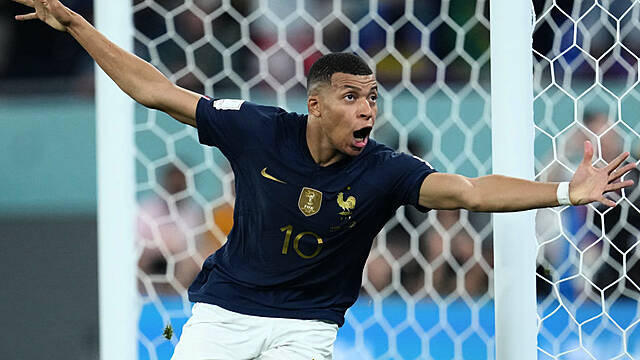 Didier Deschamps Says ‘Team Player’ Kylian Mbappe Understands Being Rested