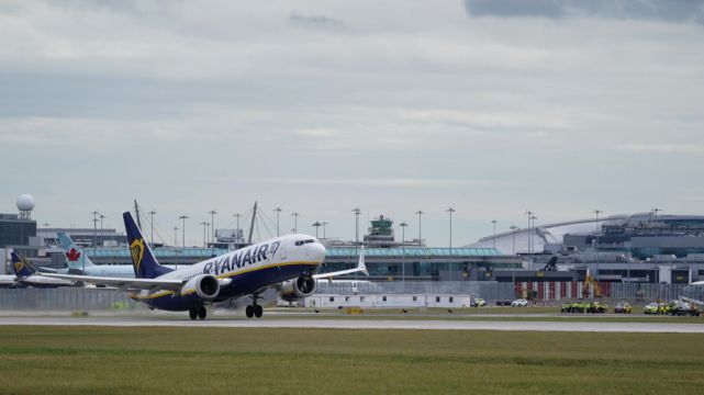 Ryanair ‘Concerned’ At Possible Dublin Airport Staff Shortages This Christmas