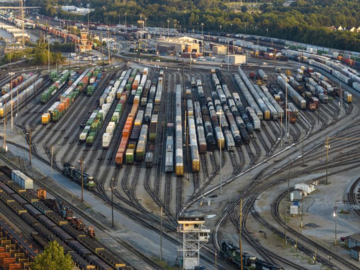Senate Moves To Avert Us Rail Strike Amid Dire Warnings