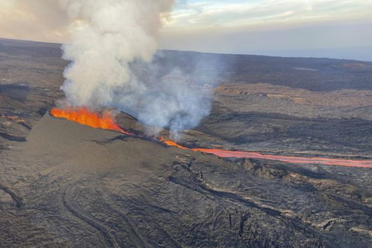 Scientists Lower Alert Over Hawaii’s Mauna Loa Volcano