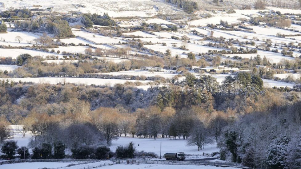 Low Temperatures Set To Continue Across Ireland Until Weekend
