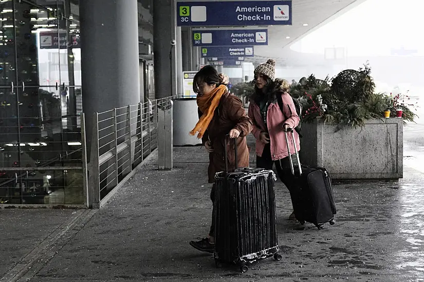 Holiday Travel Upended In The Us As Forecasters Warn Of 'Bomb Cyclone'