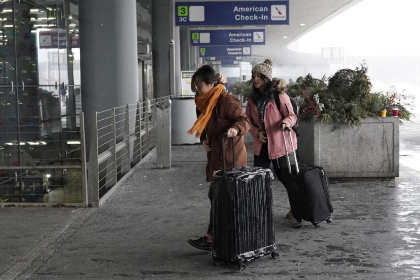 Holiday Travel Upended In The Us As Forecasters Warn Of 'Bomb Cyclone'