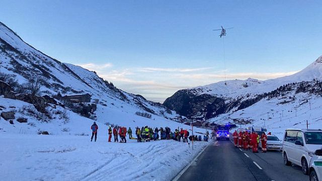 Up To 10 People Buried In Austrian Avalanche - Reports