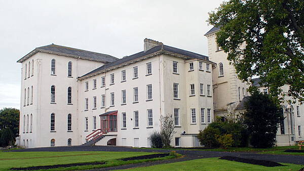 Laois Nationalist — Gardaí treating death of Ukrainian man at accommodation centre as tragic accident - Vimarsana News