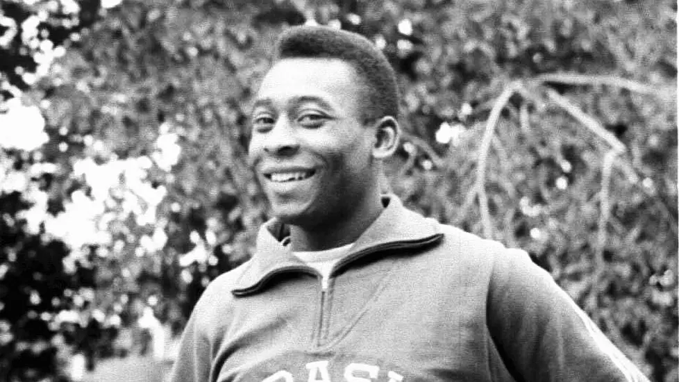 Pele's Mother Is Unaware That Her Son Has Died