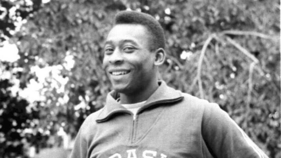 Pele's Mother Is Unaware That Her Son Has Died