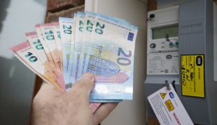 100-Year-Old Woman Hit With Electricity Bill Of Almost €1,000