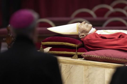 Tens Of Thousands View Former Pope Benedict Lying In State At Vatican