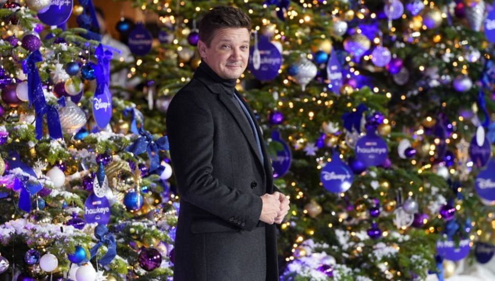Jeremy Renner Thanks Icu Staff While Recovering From Snowplough Accident