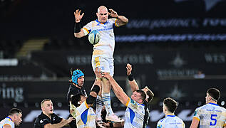 Unbeaten Leinster Come From Behind To See Off Ospreys
