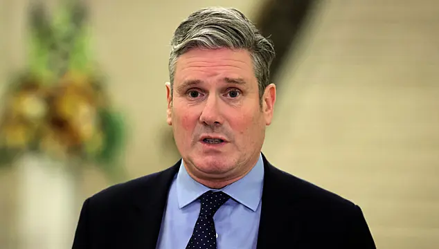 Starmer Dodges Questions About Crossing Parliamentary Picket Line