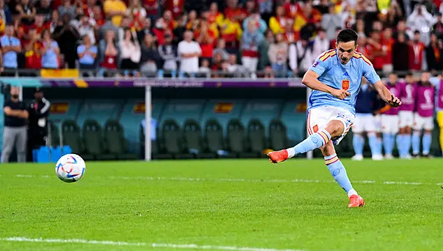 Wolves Agree Deal For Spain And Paris St Germain Midfielder Pablo Sarabia