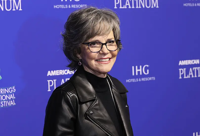 Sally Field To Receive Sag Lifetime Achievement Award