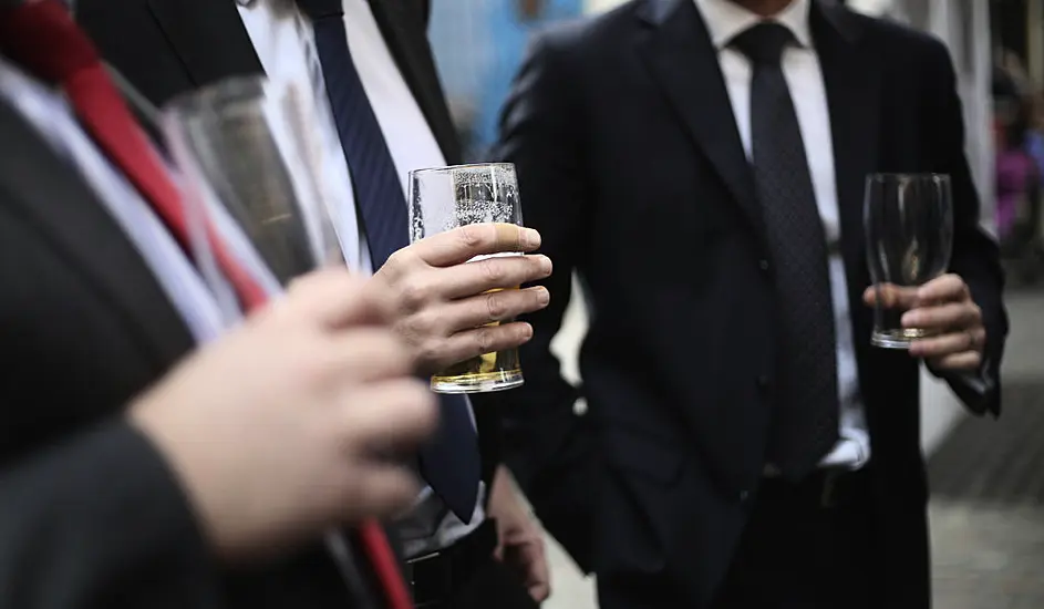 Longer Drinking Hours Would Harm Public Health, Committee Is Warned