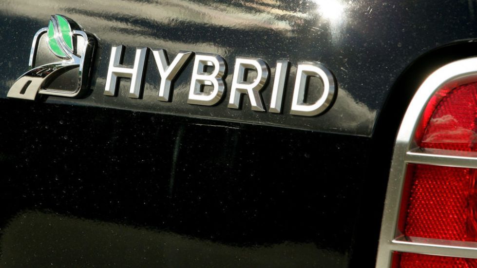 Hybrid Car Sales Fall Despite 9.4% Rise In New Car Market In January