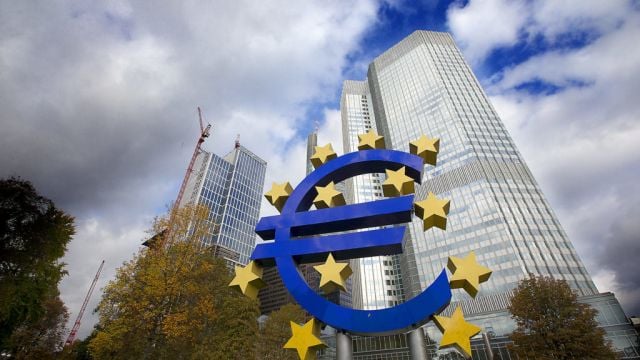 European Central Bank Leaves Rates Unchanged