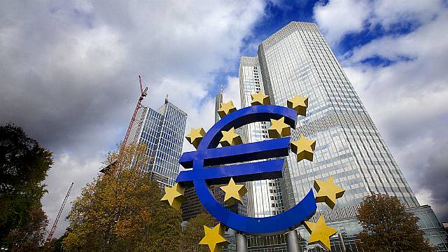 European Central Bank Leaves Rates Unchanged