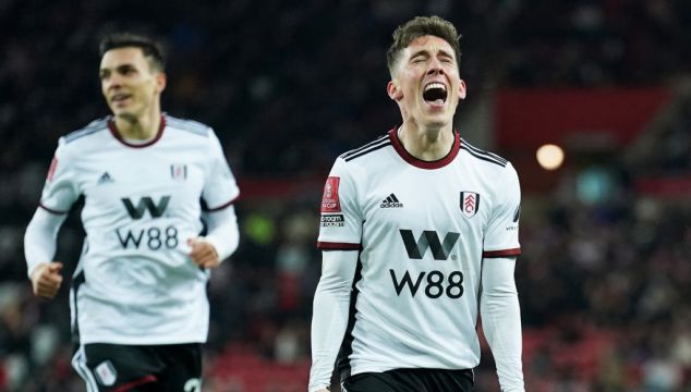 Fulham Hold On To Beat Sunderland To Set Up Fa Cup Clash With Leeds