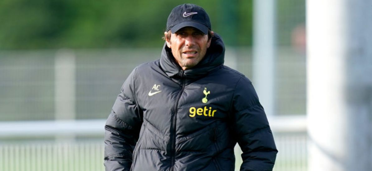 Tottenham Boss Antonio Conte Returns To Work After Gallbladder Surgery