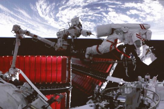 Chinese Space Station Crew Members Complete Spacewalk
