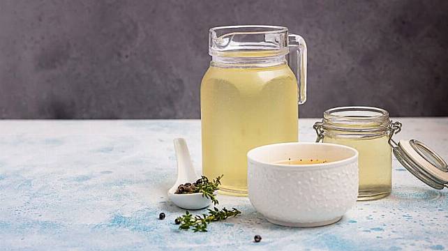 What’s The Big Deal With Tiktok-Trending Bone Broth?