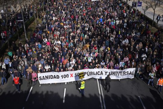 Hundreds Of Thousands March Over Madrid’s Healthcare System