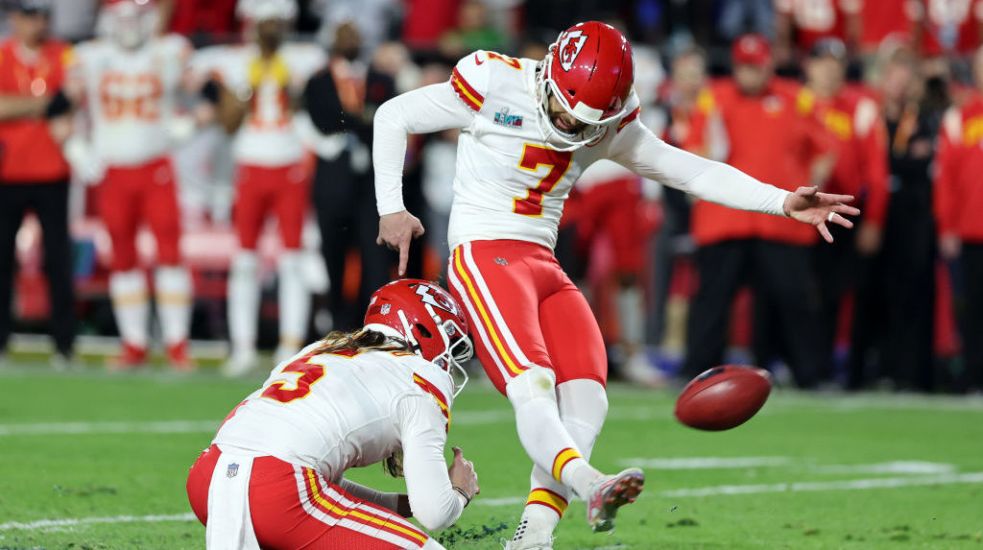 Heroic Mahomes Leads Kansas City Chiefs To Super Bowl Win Over Philadelphia Eagles