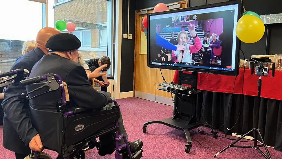 Two Second World War Veterans Celebrate Their 100Th Birthdays Together Over Zoom