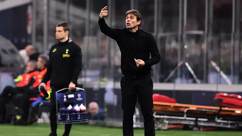 Spurs Boss Antonio Conte To Remain In Italy Following Post-Operation Check