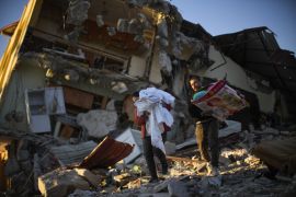 Rescuers Pull More Survivors From Earthquake Wreckage