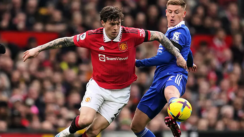 Victor Lindelof Says Man Utd Players Cannot Be Distracted By Potential Takeover