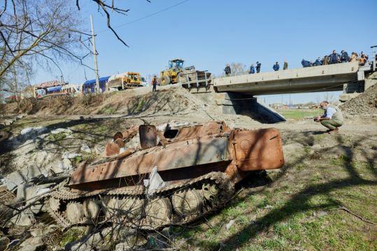 Uk Effort To Rebuild Ukraine Railways Will ‘Help Win War’ – Minister