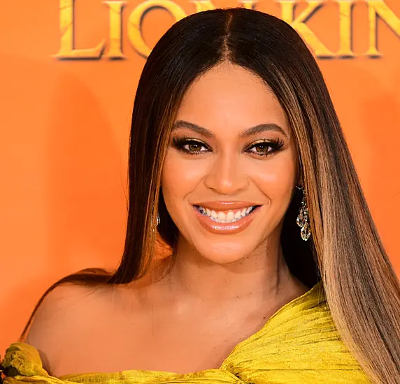 Beyonce And Rihanna Among First Winners At Naacp Image Awards