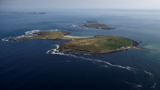 Trinity College To Return 400-Year-Old Human Skulls Stolen By Academics From Island