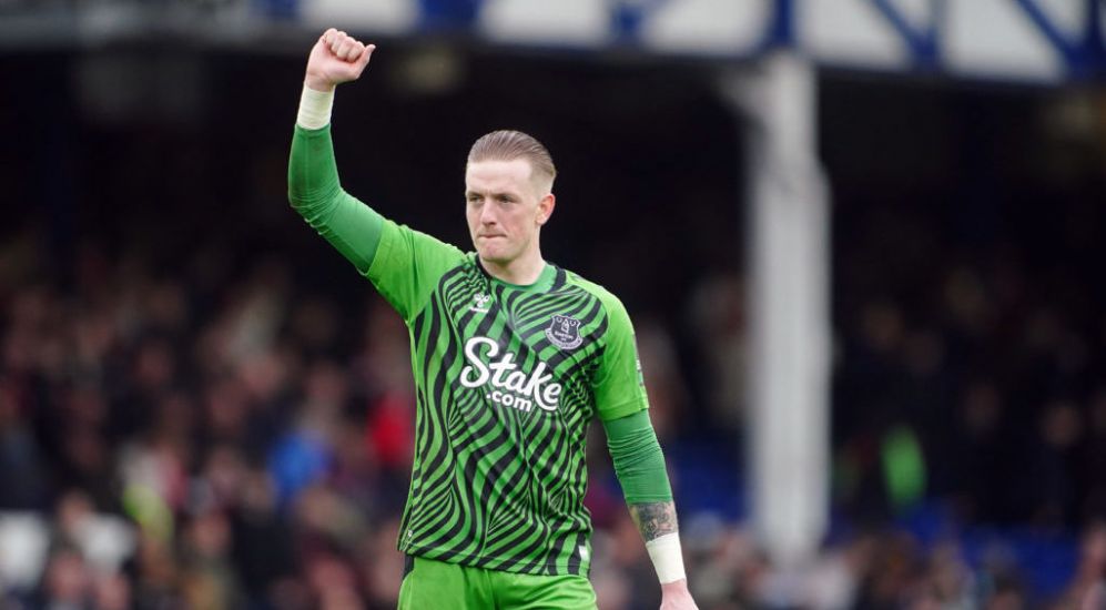 Jordan Pickford Agrees New Everton Contract