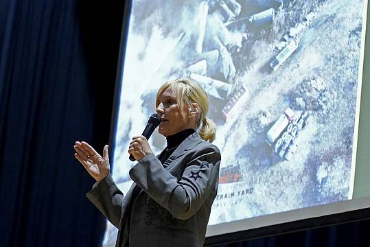 Erin Brockovich Warns Ohio Town Of Dangers After Fiery Train Derailment