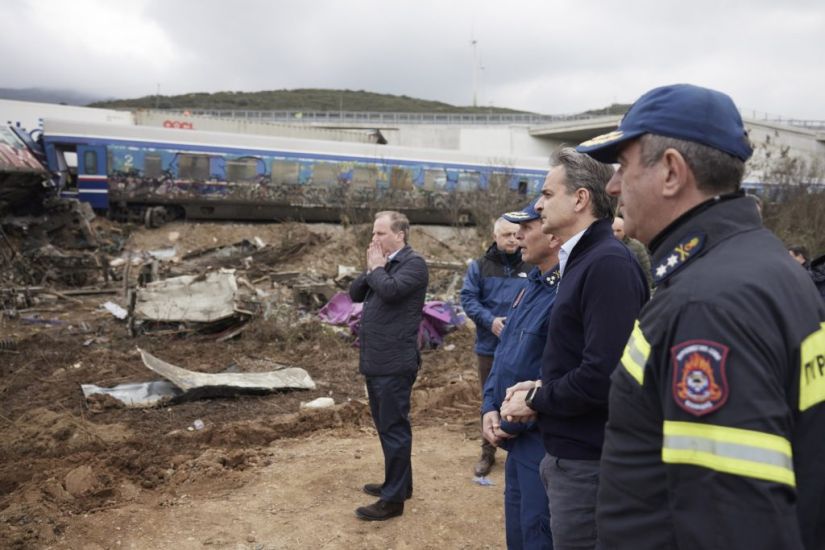 Greek Transport Minister Resigns Over Deadly Train Crash