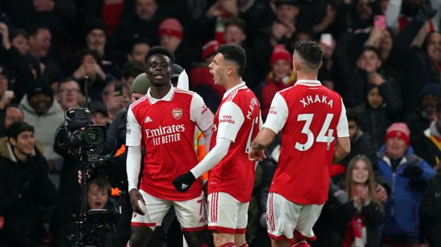 Arsenal March On At Premier League Summit By Thrashing Everton