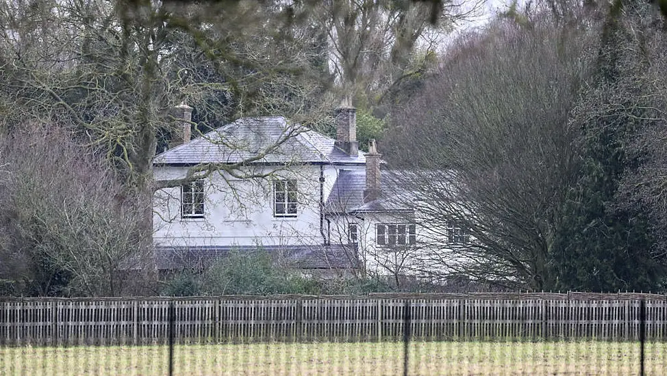 Harry And Meghan Asked To ‘Vacate’ Their Uk Home Frogmore Cottage