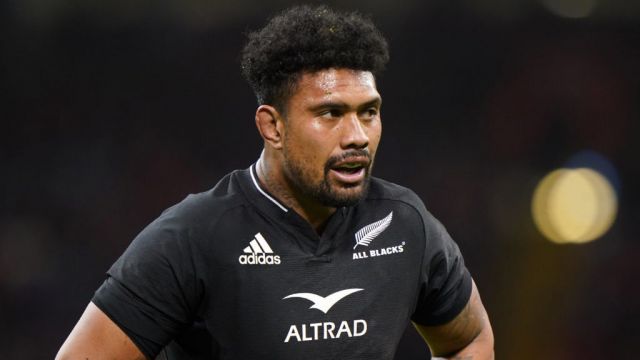 New Zealand Number Eight Ardie Savea Says Sorry For Throat-Slitting Gesture
