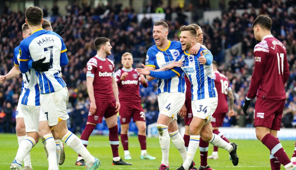West Ham Fans Turn On David Moyes After Heavy Defeat At Brighton
