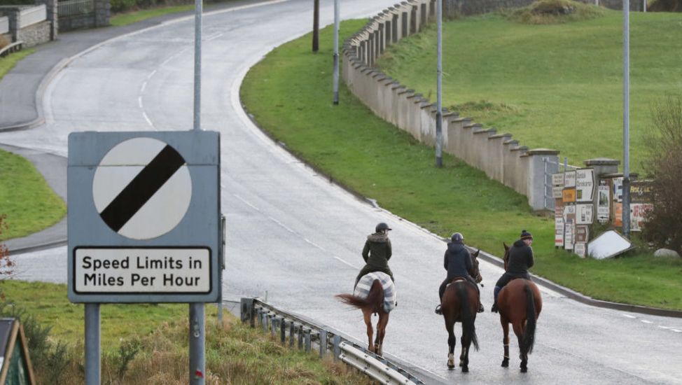 Non-Irish Nationals In Ireland Will Not Need Uk Visa Waiver To Cross Border