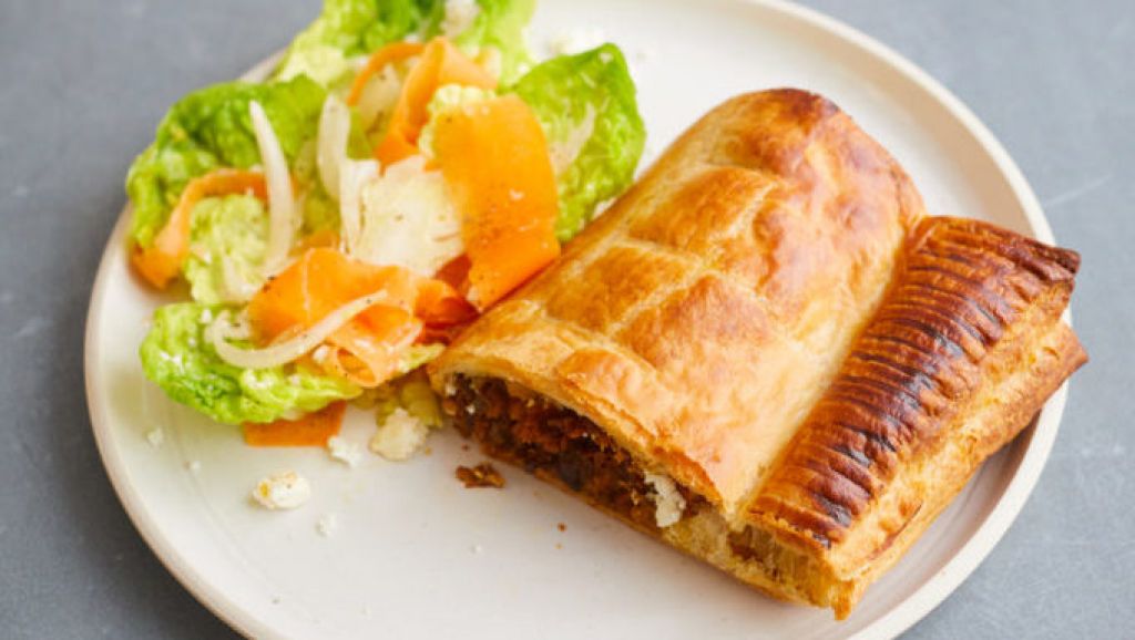 Cheap eats: Jamie Oliver’s giant veggie puff roll recipe