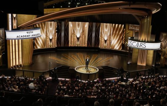Tv Audience For Oscars Rebounds Slightly