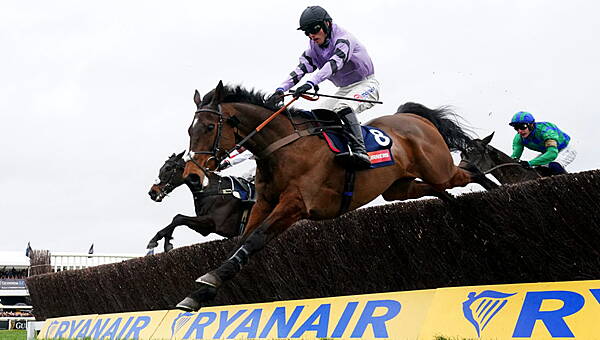 Waterford News & Star — Cheltenham Day Three: Stage Star strikes from the front for Nicholls and Cobden - Vimarsana News