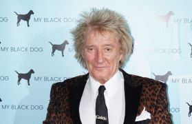 Rod Stewart Cancels Australian Performance Due To Viral Infection