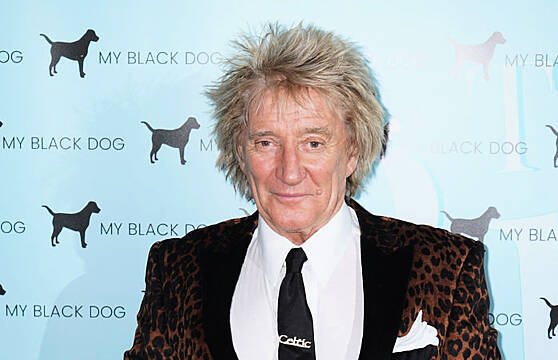 Rod Stewart Cancels Australian Performance Due To Viral Infection