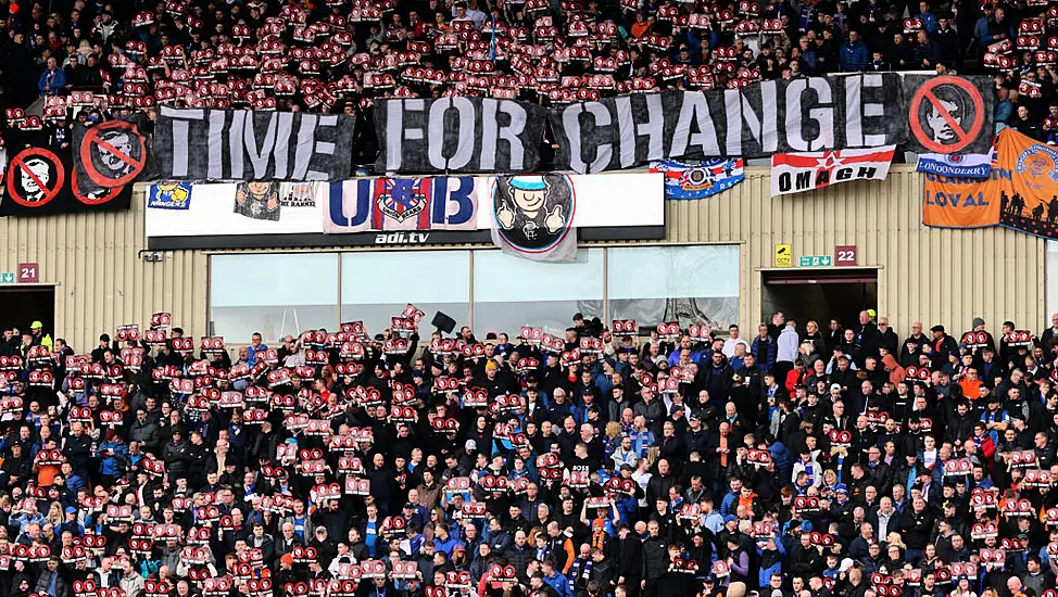 Michael Beale Defends Rangers Sporting Director Ross Wilson After Fan Protest