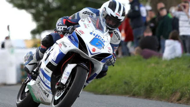 'Blast Of Oil And Smoke' From William Dunlop's Motorbike Before Fatal Crash